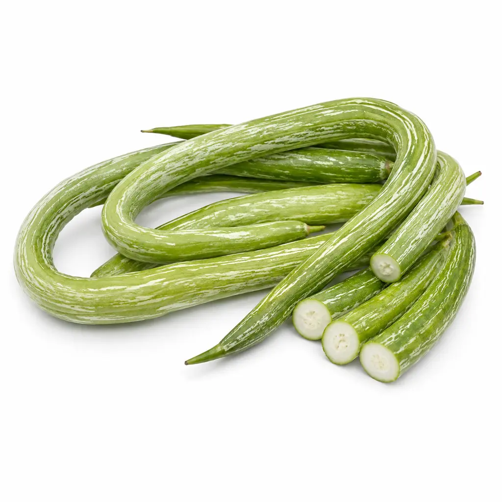 Fresh Snake Gourd (புடலங்காய்)